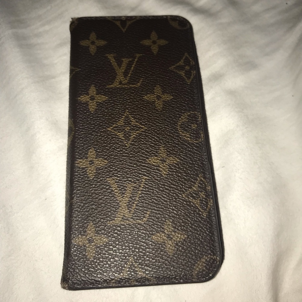 Authentic Louis Vuitton Monogram iPhone plus case